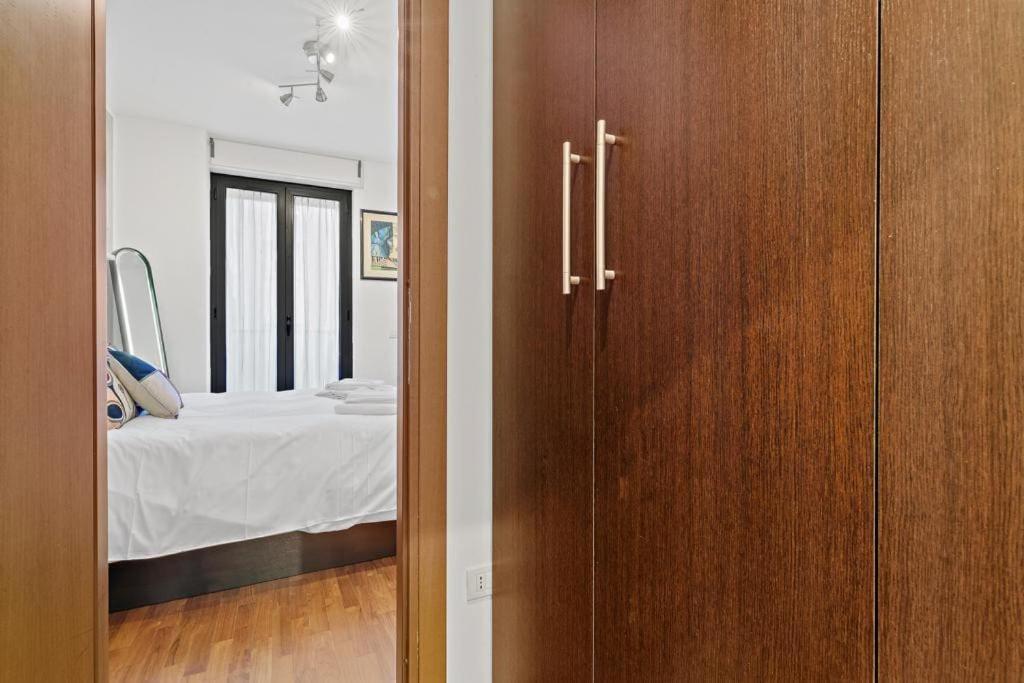 Апартаменты Milano-M1 Rock House Экстерьер фото